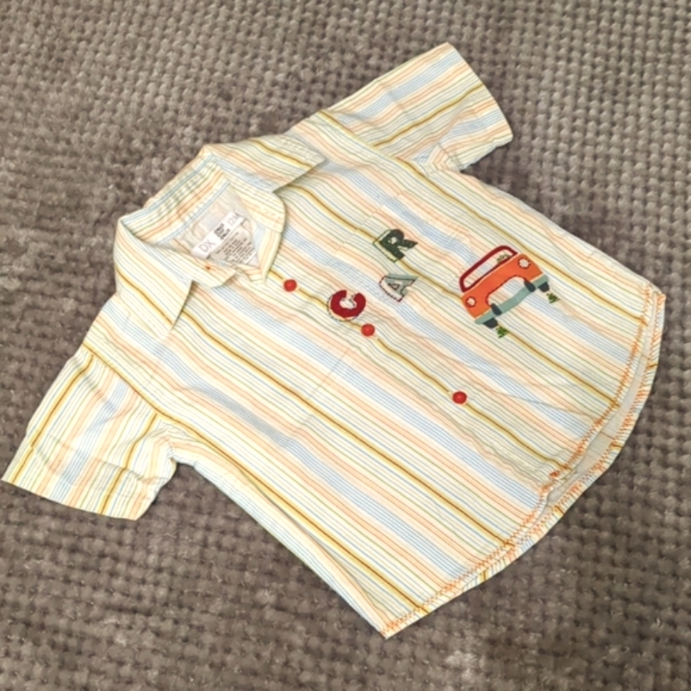 CAR/ BUTTON-DOWN SHIRT